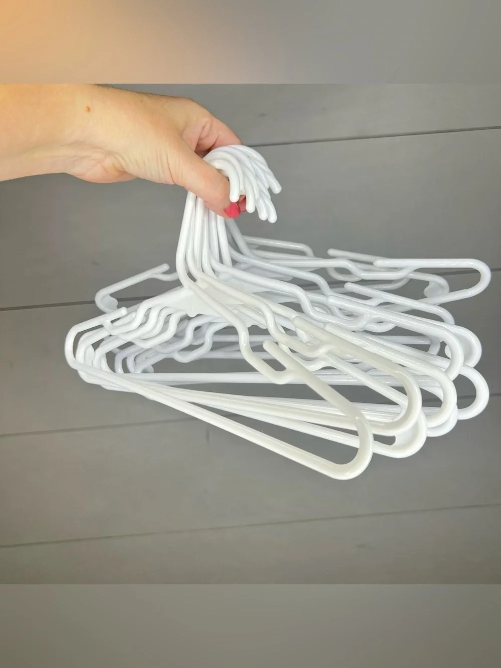 Set of 10 White Plastic Clothes Hangers - Youth